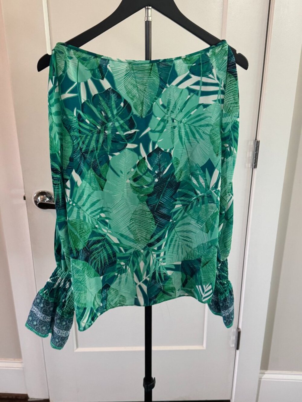 Tropical Cold Shoulder Blouse Size Large